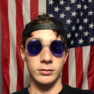 Meet your Posher, Hunter